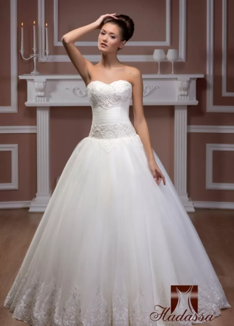 Продам стильное свадебное платье