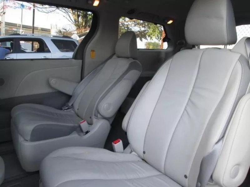 Toyota Sienna 2014 серый color..full вариант,  кожаные сиденья и пе 7