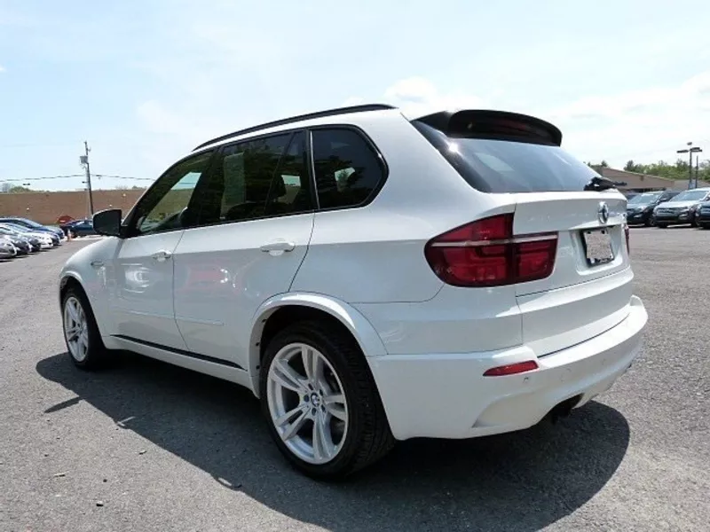 BMW X5 M . 2013 Model 3