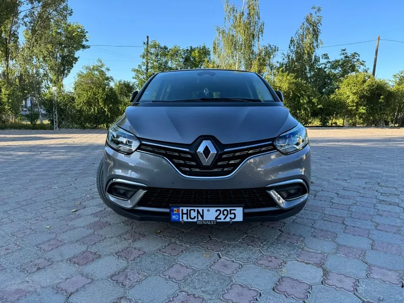 Автомобиль 2020 года/ Мотор 1.7 ДИЗЕЛЬ новый аккумулятор